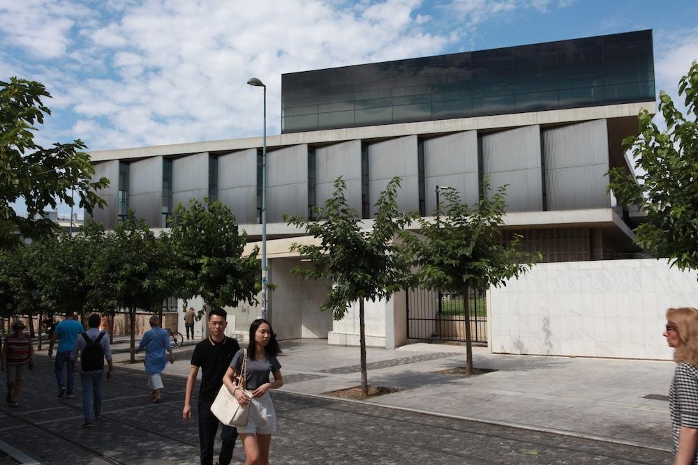 A Skip Away From The Acropolis Museum - 1 Bdrm Apartment Αθήνα Εξωτερικό φωτογραφία